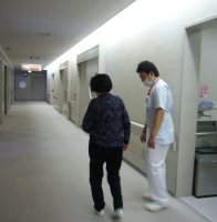写真:歩行練習