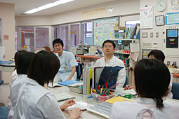 写真:スタッフ一同の様子